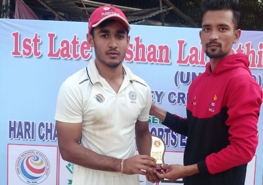 Sukrit and Aryan winning inning for master academy